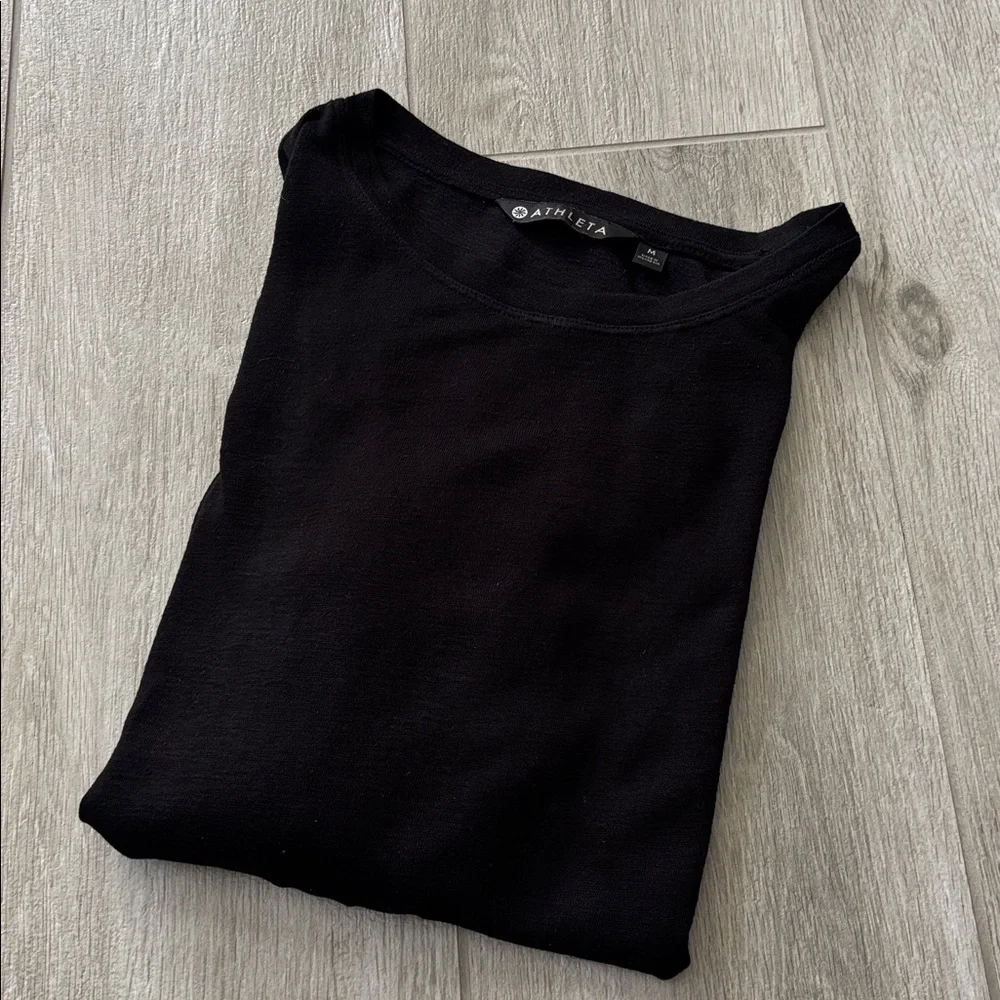 Athleta Black Long Sleeve Breezy Top Size Medium - Picture 10 of 10